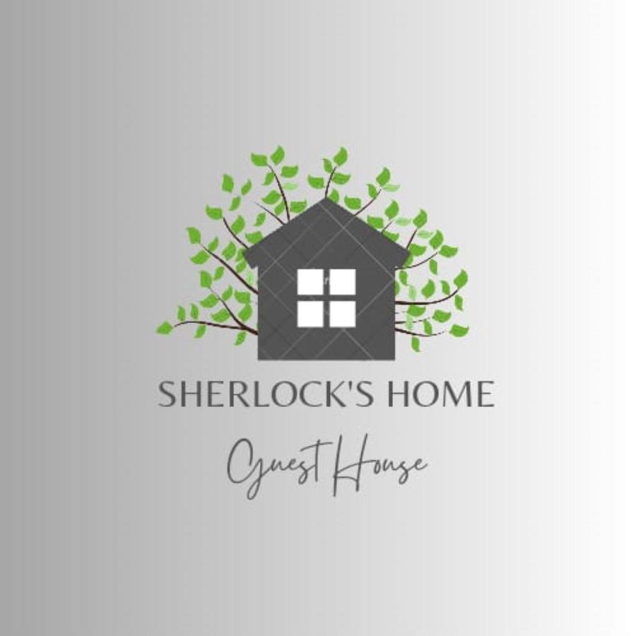 Bed & Breakfast Sherlock's - *